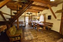 Klimatyczna Karczma w stylu regionalnym na sprzedaż