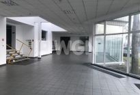 Warsztat z salonem sprzedaży w Sieradzu.