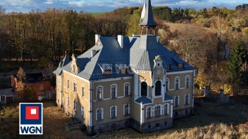 Pensjonat na  sprzedaż Radków - Zabytkowy pałac - dawny szpital - na sprzedaż.