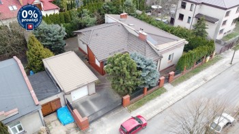Dom na  sprzedaż Piotrków Trybunalski - Parterowy dom blisko parku.