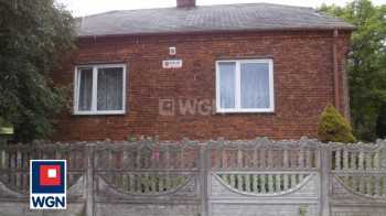 Dom na  sprzedaż Jacków - Jacków - dom z budynkami gospodarczymi