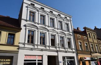 Kamienica na  sprzedaż Ostrów Wielkopolski - Kamienica z lokalami handlowymi w centrum